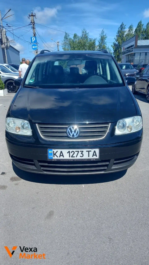 Volkswagen Touran 2005 1.6 Бензин Чорний
