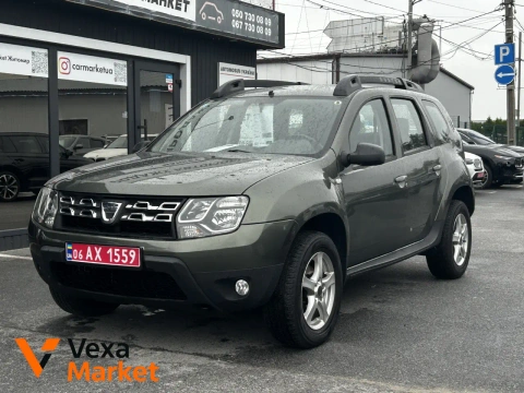 Dacia Duster 2014 Дизель 1.5 л. Зелений