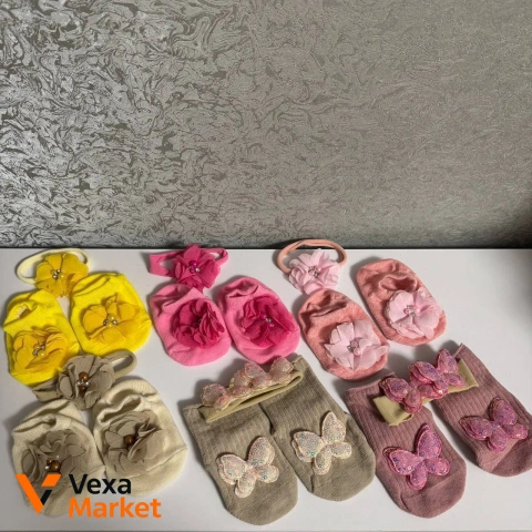 Набір пов'язочка на голівку + шкарпетки для дівчинки