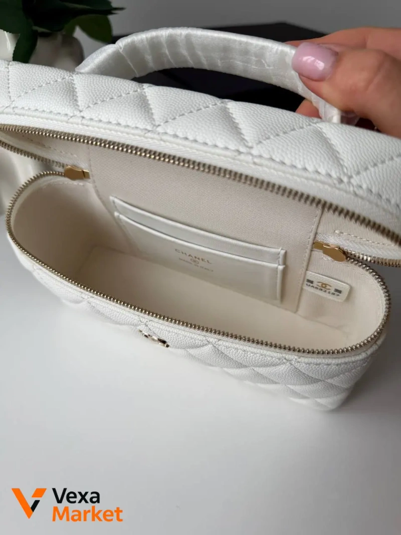 Chanel Classic White Grainy Leather Vanity Case 19.5 x 12 x 5 cm — фото 3