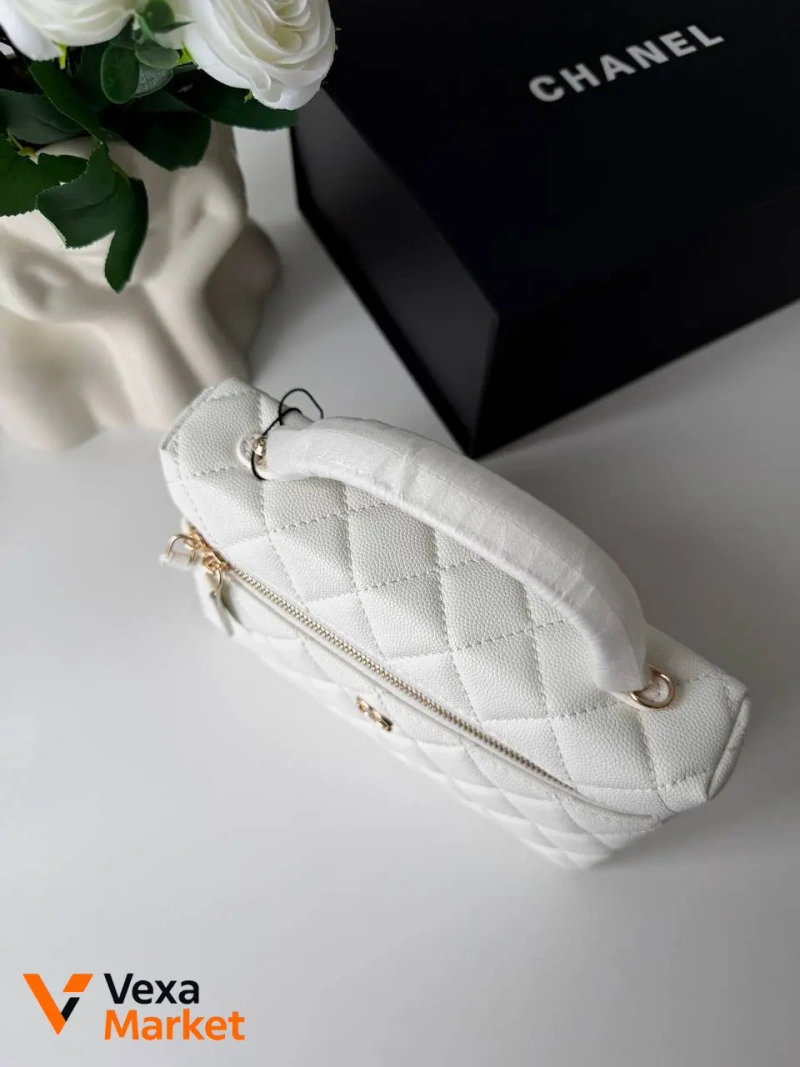 Chanel Classic White Grainy Leather Vanity Case 19.5 x 12 x 5 cm — фото 4