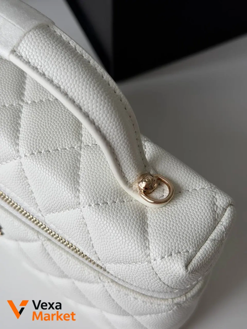 Chanel Classic White Grainy Leather Vanity Case 19.5 x 12 x 5 cm — фото 5