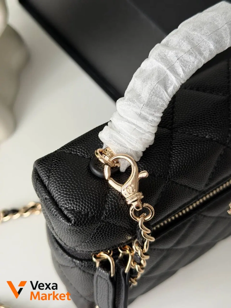Chanel Classic косметичка из зернистой кожи — фото 7