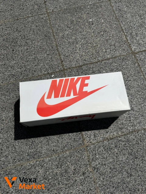 Nike x Stüssy Benassi