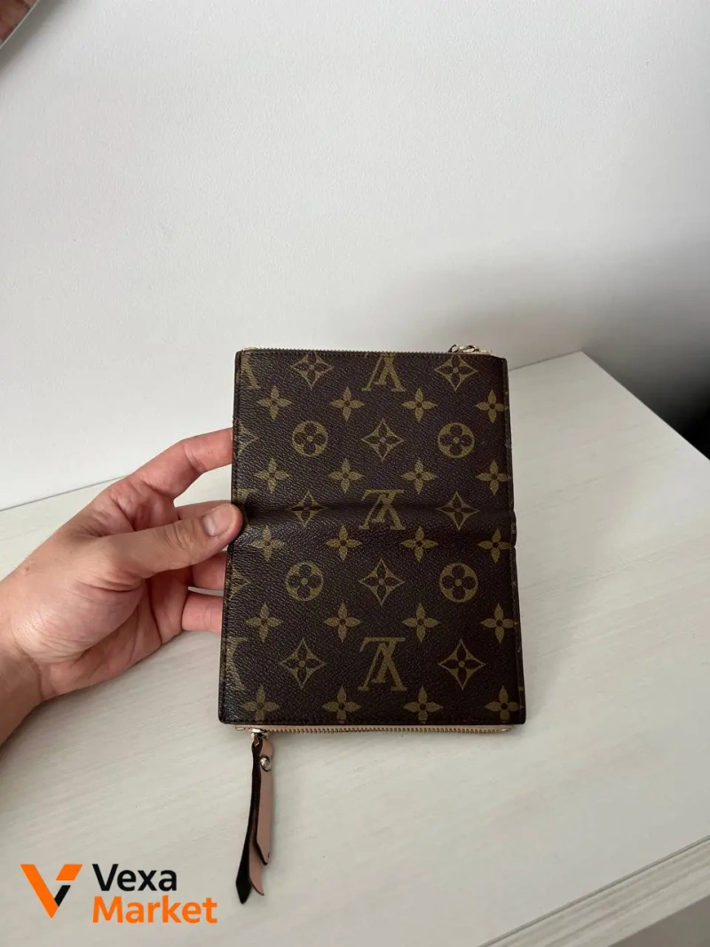 Louis Vuitton картхолдер — фото 6