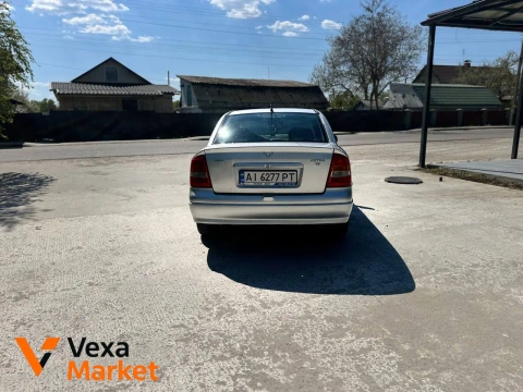 Opel Astra G 2002 1.8 бензин