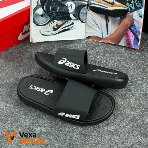 Шльопанці Asics чорні