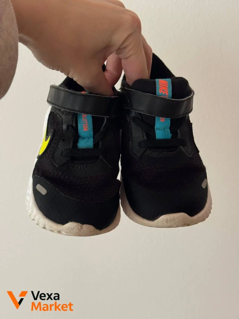 Кросівки Nike 26 розмір, 16 см устілка — фото 2