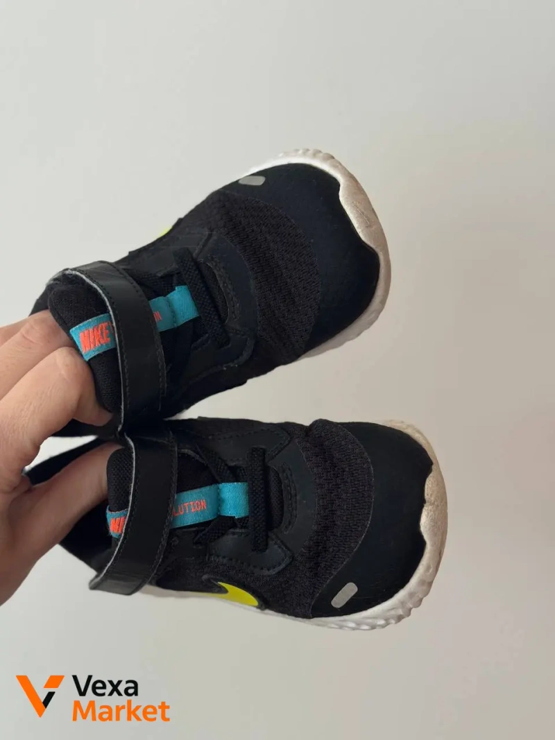 Кросівки Nike 26 розмір, 16 см устілка — фото 5