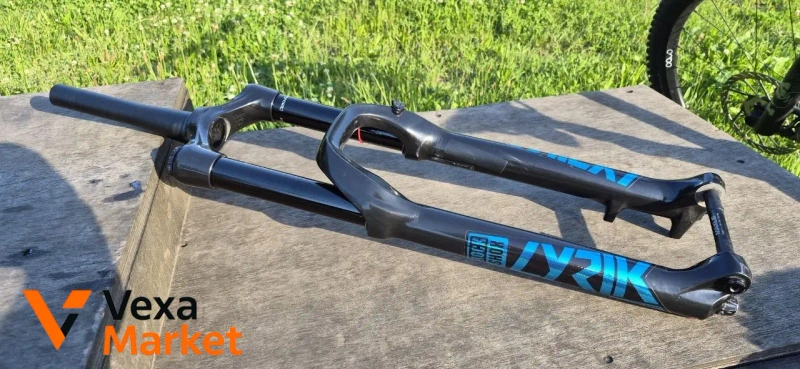 Вилка RockShox Lyrik Select+ 170мм Charger 2.1 — фото 3