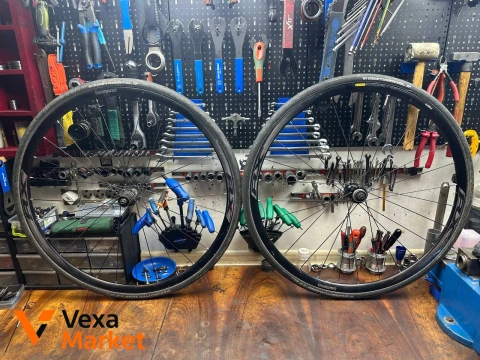 Колеса шосейні Shimano RX під дискові гальма, Centerlock, 28 спиць, з покришками Continental 700/25