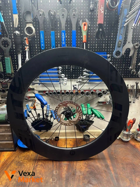 Переднее карбоновое колесо EliteWheels 80мм с тормозным диском Shimano