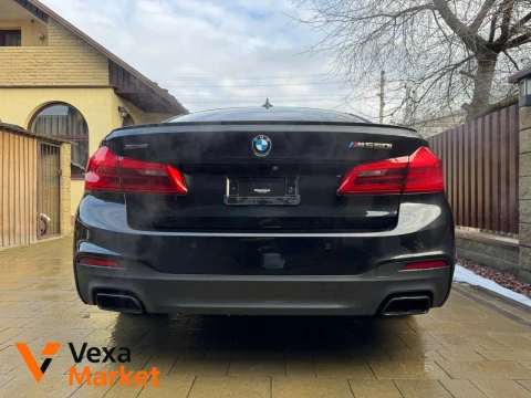 Бампер BMW G30 М-пакет дорестайлинг цвет 475/9