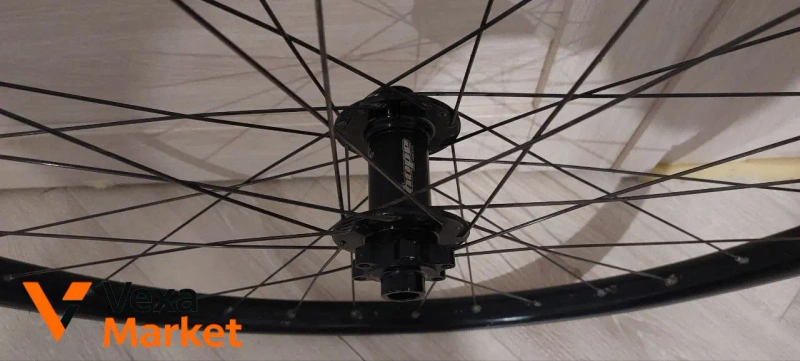 Колесо 29" ZTR Stans Flow Mk3 + Hope Pro4 + RockShox Lyrik RC2 Charger 3 + Руль Race Face Atlas — фото 2