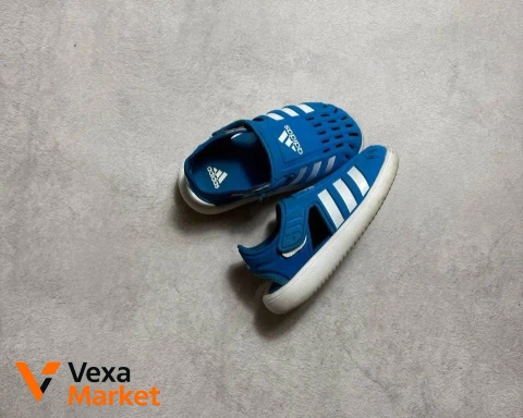 Сандалі Adidas для дітей, устілка 16,5 см