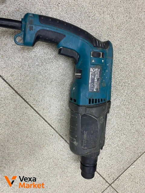 Перфоратор Makita HR 2470