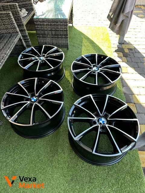 Диски БМВ R19 5x120 8J ET35 Germany