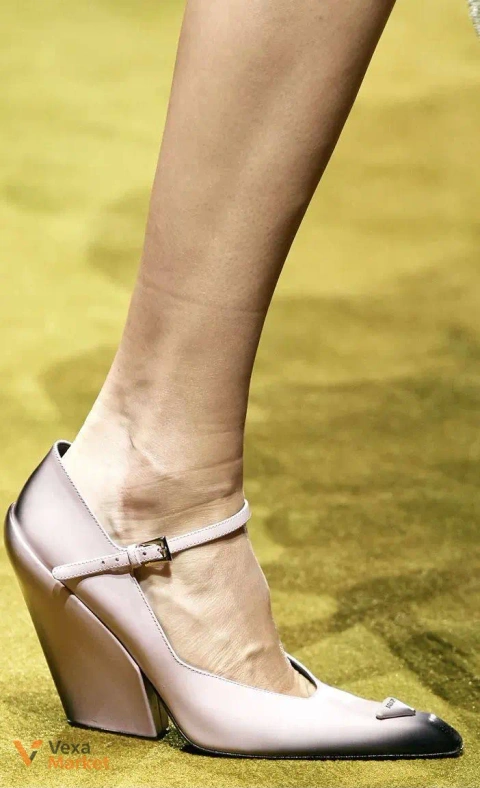 Туфлі PRADA подіумні