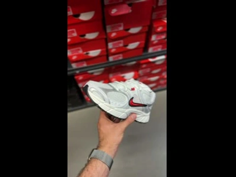 Nike V5 RNR