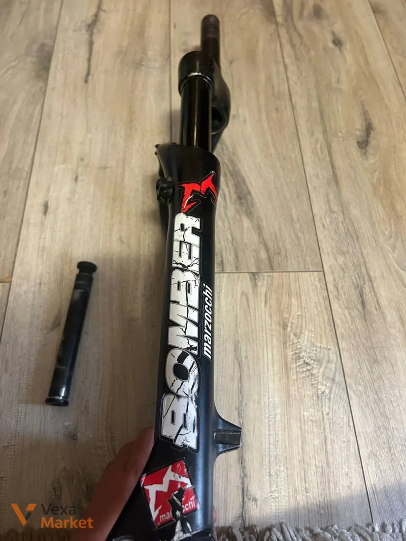 Вилка Marzocchi Bomber Dirt Jumper 2017 — фото 2