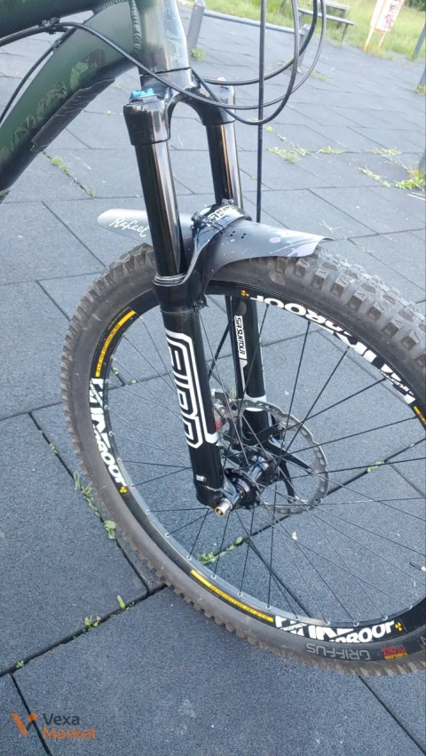Вилка Suntour Aion 34mm 140mm 27.5" 15x100mm PCS