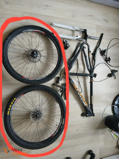Вілсет Alexrims 26" Quando на гайках