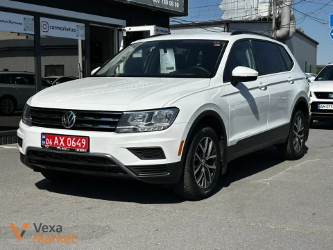Volkswagen Tiguan 2021 2.0 л Бензин Передній привід Автомат Білий