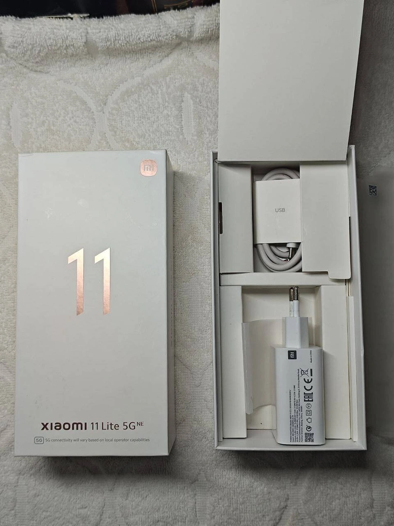 Xiaomi 11 Lite 5G NE Truffle Black (вживаний) — фото 5