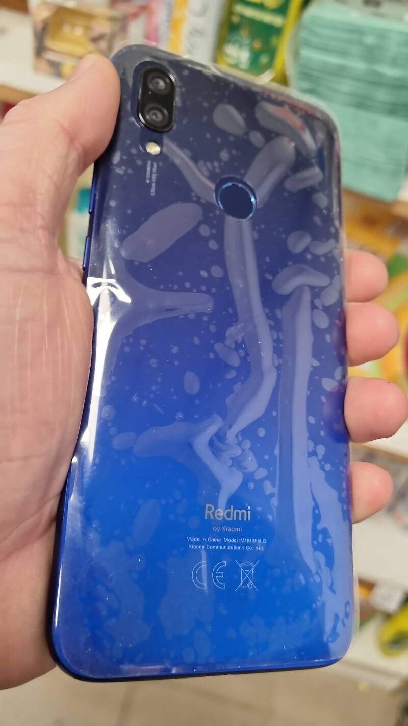 Xiaomi Redmi 7 мобільний телефон 3/32Гб — фото 2