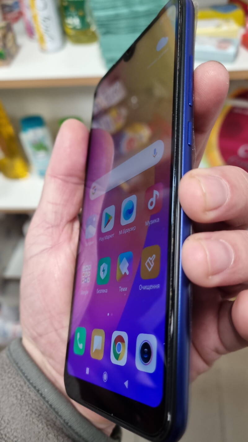 Xiaomi Redmi 7 мобільний телефон 3/32Гб — фото 5