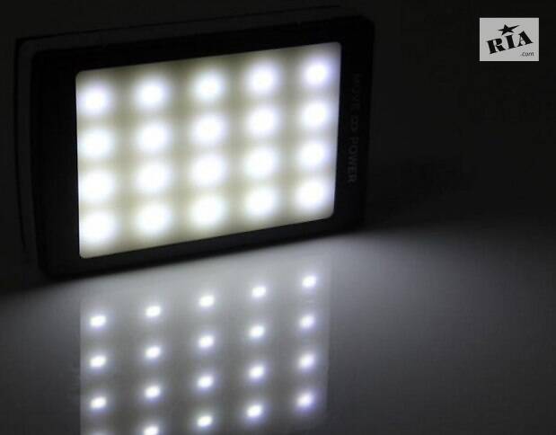 Зарядний пристрій Power Bank 90000mAh сонячна панель та 20LED ліхтар — фото 4