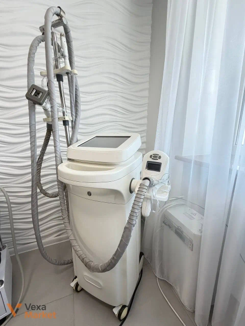 Апарат VelaShape V8 для корекції фігури, боротьби з целюлітом та підтяжки шкіри