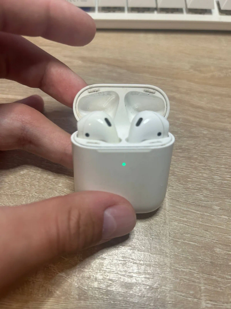 Apple Airpods 2(A2031/A1938) — фото 2