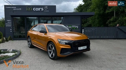 Audi Q8