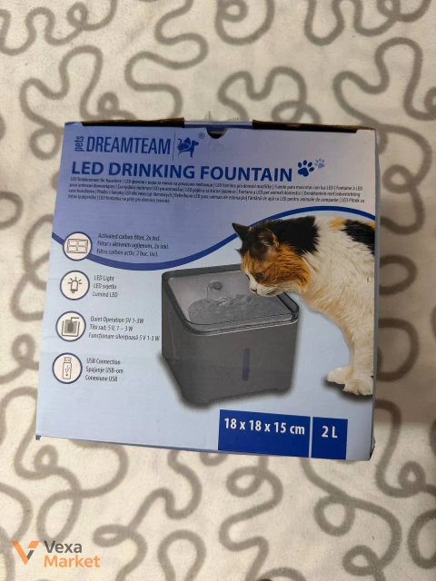 Автоматична фонтан-поїлка Dreamteam LED Drinking Fountain для котів та собак, 2л, 18x18x15 см
