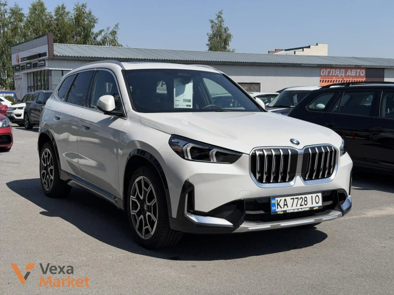 BMW X1 2024 Бензин Автомат Повний привід Білий — фото 2