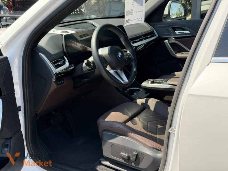 BMW X1 2024 Бензин Автомат Повний привід Білий — фото 5