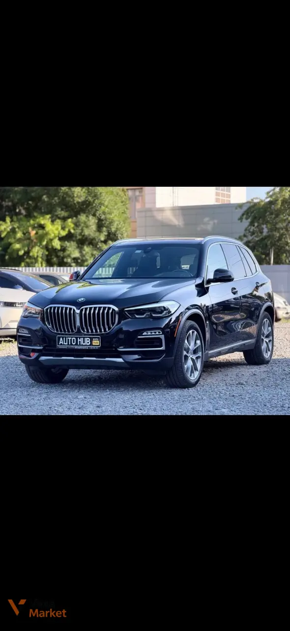 BMW X5 2019 Бензин 3 л. Чорний Повний привід — фото 2