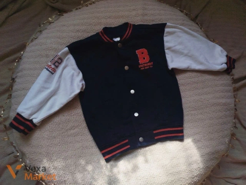 Бомбер для детей 4-5 лет, 110 см