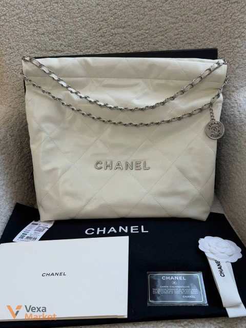 Chanel 22 сумка з гладкої шкіри 41 х 35 см