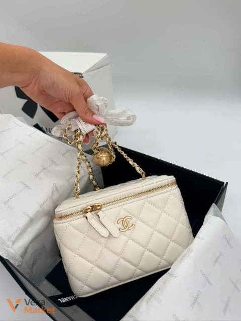 Chanel Mini Vanity Case Cream Lambskin
