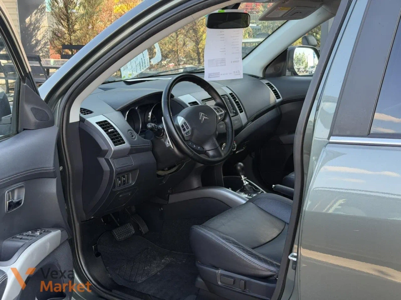 Citroen C-Crosser 2012 Дизель 2.2л Автомат Полный привод Серый — фото 5