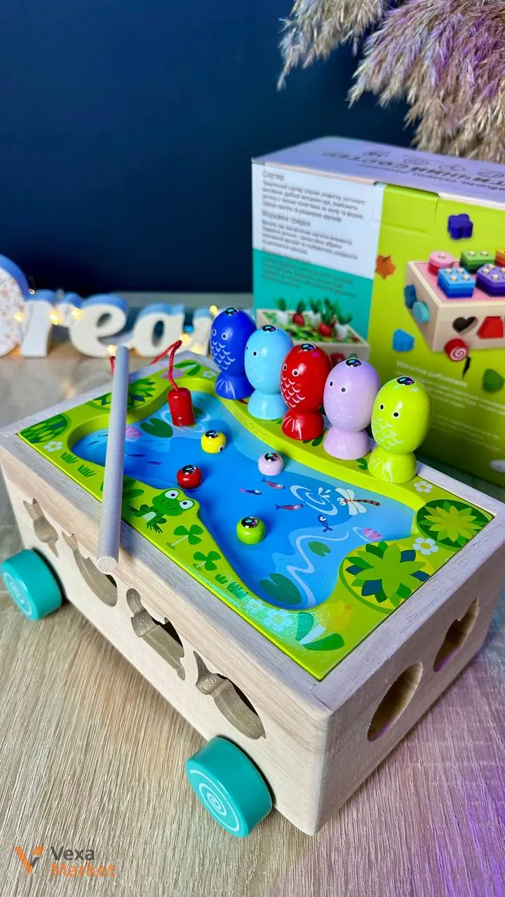 Деревянная игрушка WToys 3 в 1: сортер, игра, каталка — фото 3