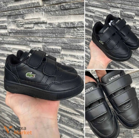 Дитячі кросівки Lacoste чорні, розмір 23