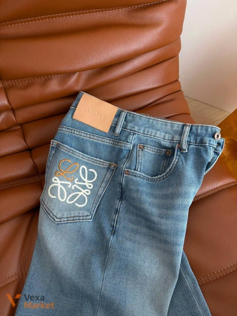 Джинси Loewe