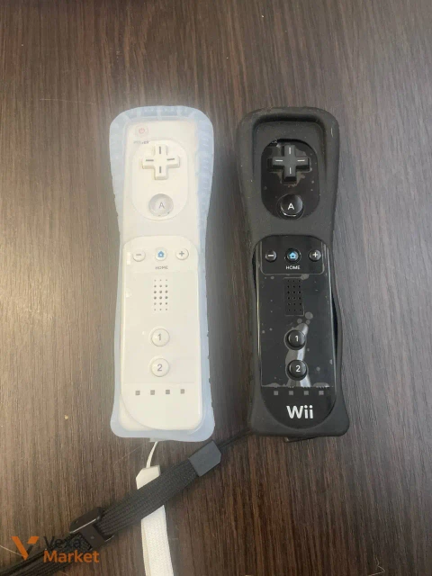 Джойстики для Nintendo Wii (оригинал и реплика)