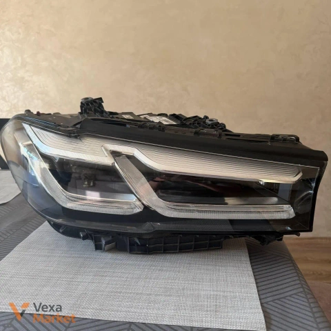 Фара права BMW G30 рестайлінг (Оригінал Америка)