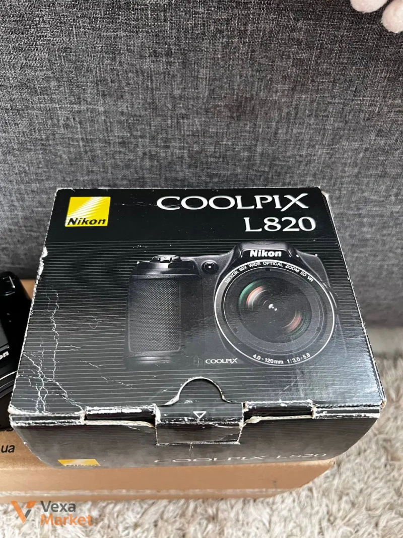 Фотоапарат Nikon з комплектом: сумка, зарядне, карта пам'яті — фото 3