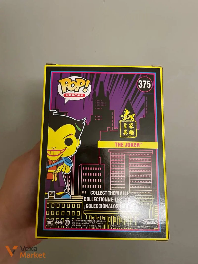 Колекційна фігурка Funko Pop! Heroes DC «The Joker» No375, лімітована версія SDCC 2022 — фото 4