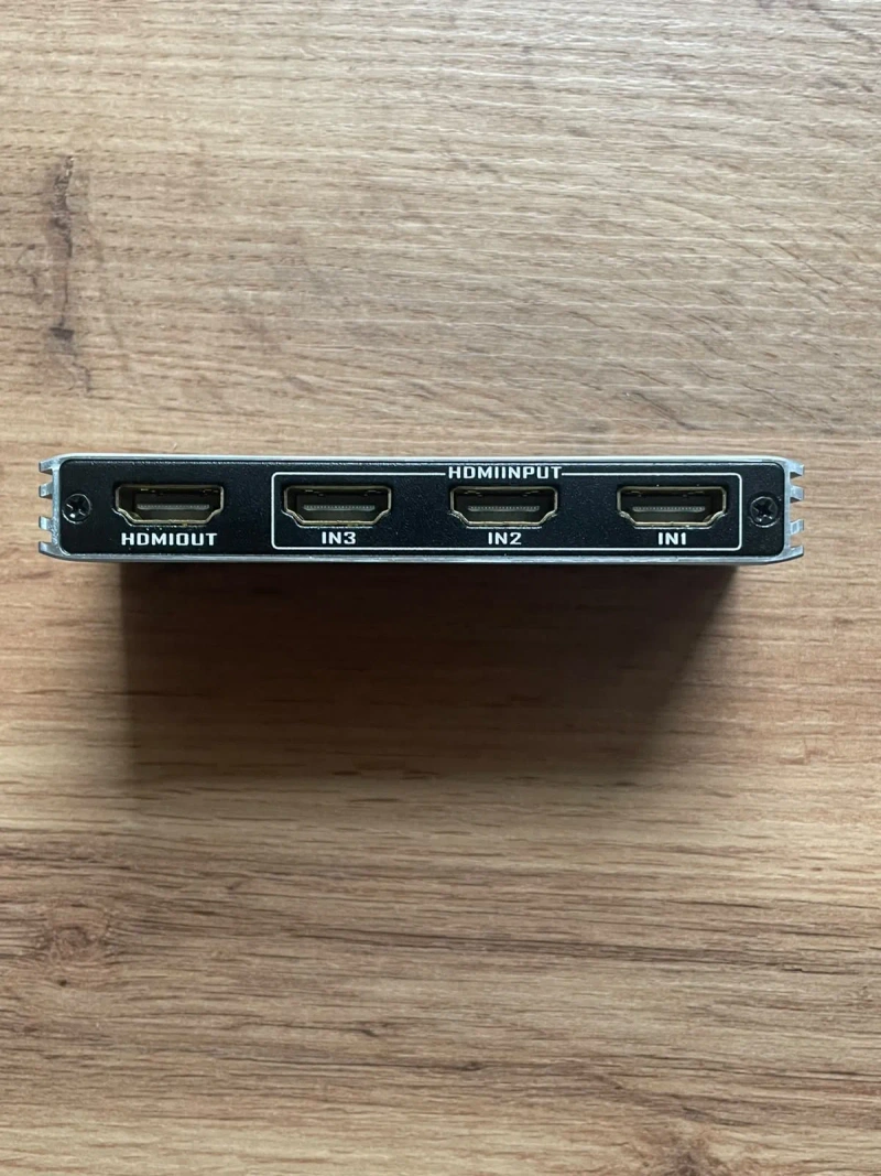 HDMI 2.0 перемикач 3x1 4K@120Hz з пультом ДК — фото 6